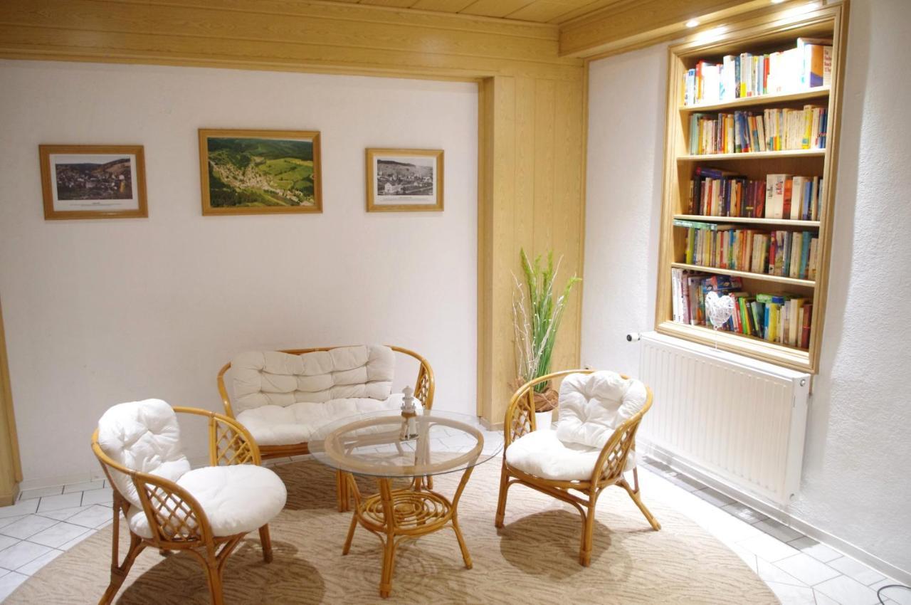 Hotel Gasthof Zum Walfisch คลินเงนธาล ภายนอก รูปภาพ