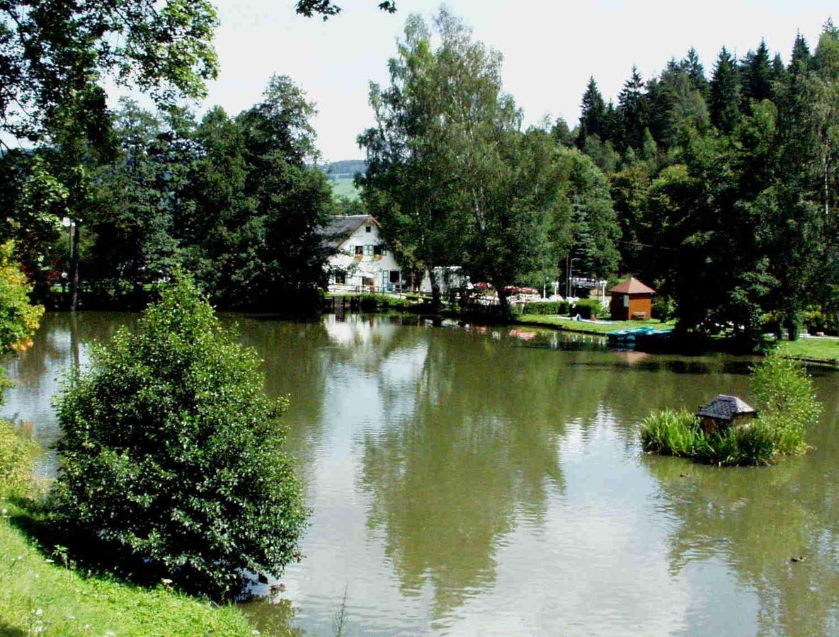 Hotel Gasthof Zum Walfisch คลินเงนธาล ภายนอก รูปภาพ
