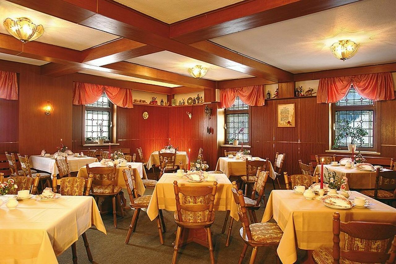 Hotel Gasthof Zum Walfisch คลินเงนธาล ภายนอก รูปภาพ