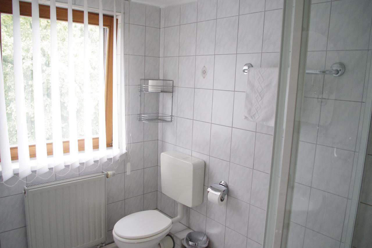 Hotel Gasthof Zum Walfisch คลินเงนธาล ภายนอก รูปภาพ