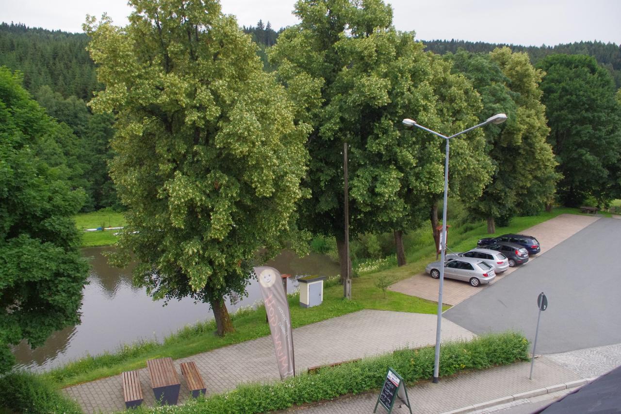 Hotel Gasthof Zum Walfisch คลินเงนธาล ภายนอก รูปภาพ